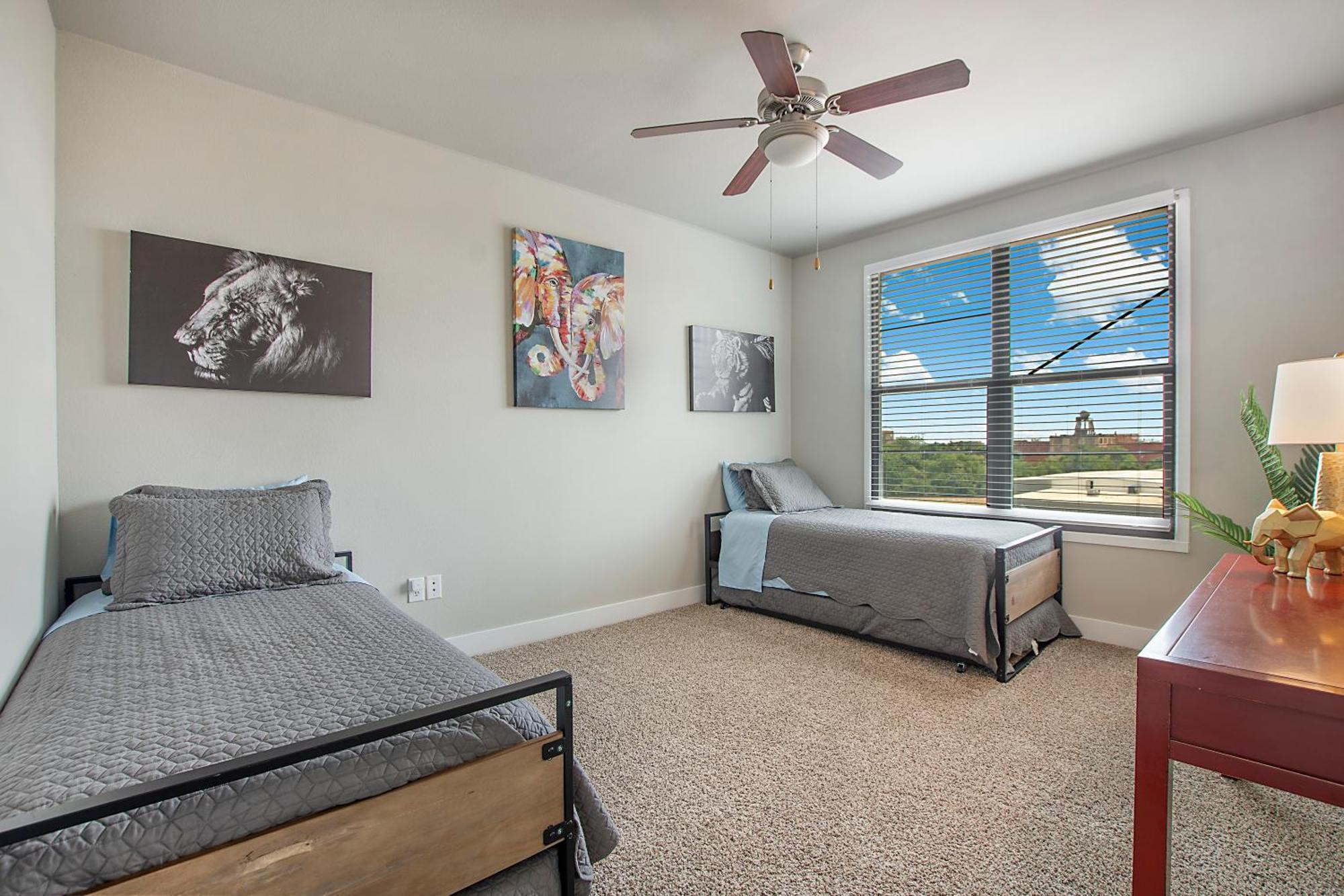 Cowboy Live, Laugh, & Loft Fort Worth 2 Bedroom Loft Downtown Exterior photo