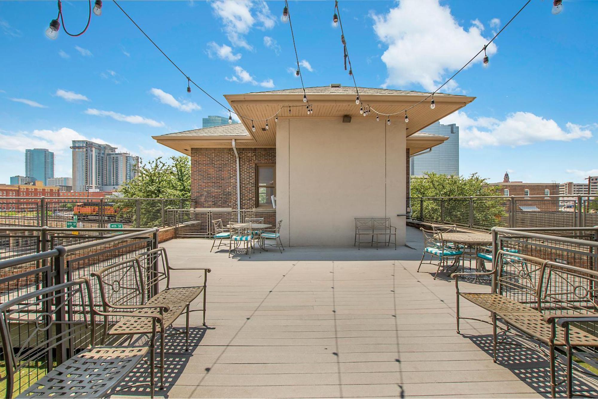 Cowboy Live, Laugh, & Loft Fort Worth 2 Bedroom Loft Downtown Exterior photo