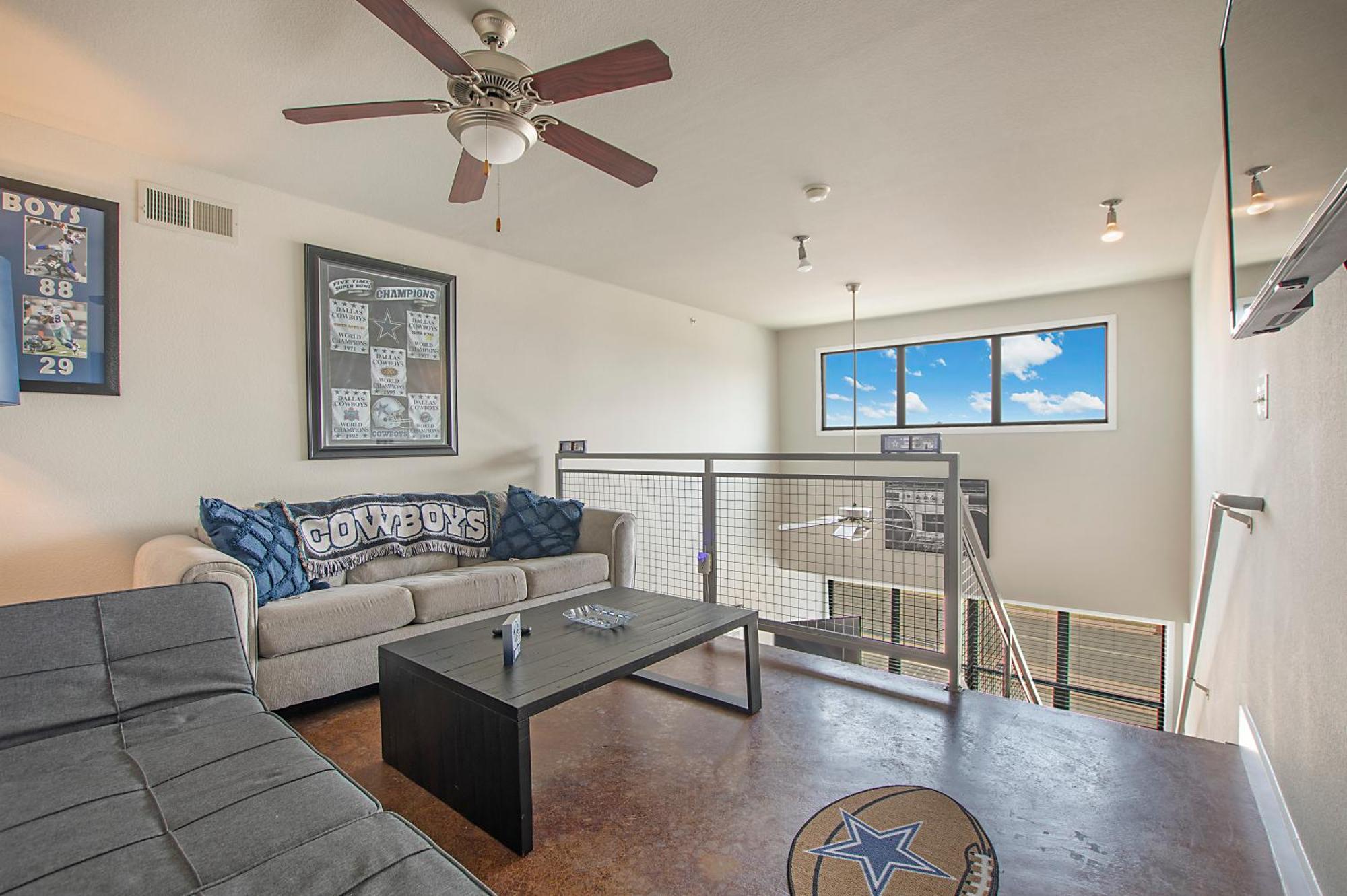 Cowboy Live, Laugh, & Loft Fort Worth 2 Bedroom Loft Downtown Exterior photo