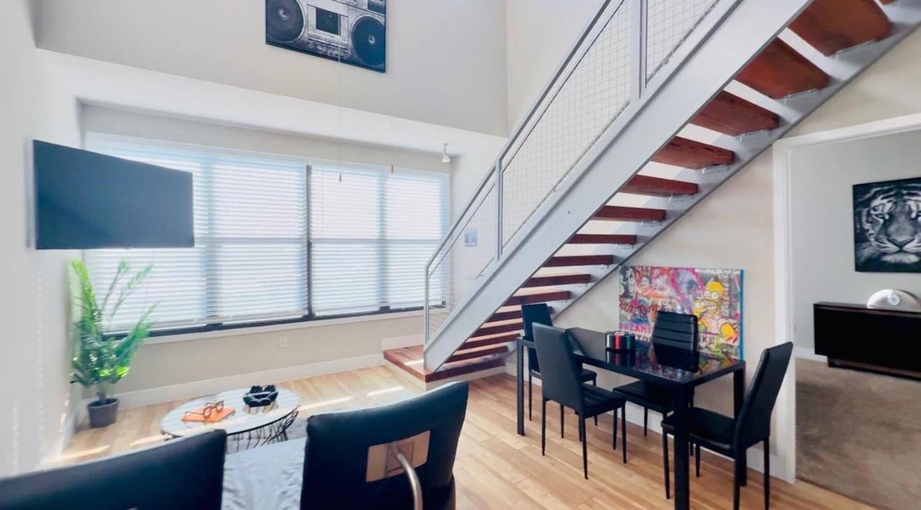 Cowboy Live, Laugh, & Loft Fort Worth 2 Bedroom Loft Downtown Exterior photo